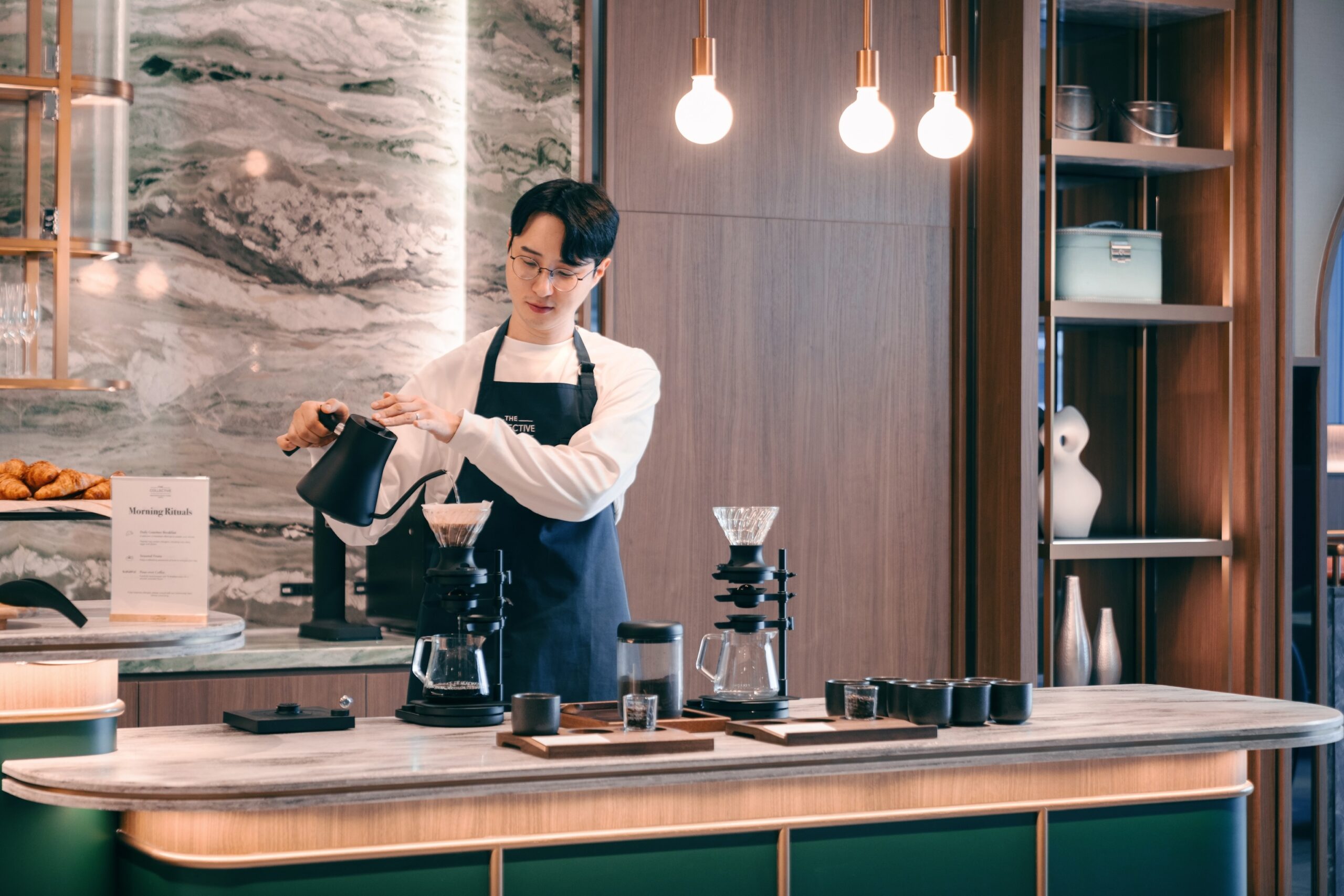 the-collective-grantokyo-south-tower-tokyo-pourover-coffee-scaled-1
